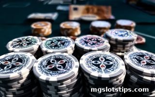 牛牛游戏全攻略：mg电子游戏攻略带你玩转牌局、签到与心理战
