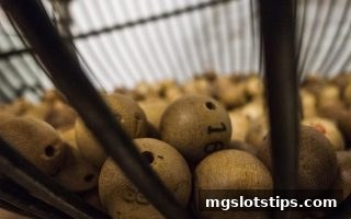 mg电子游戏攻略：AG亚游彩票投注策略与理性参与指南