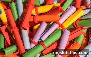 mg电子游戏攻略：数字娱乐心理场——线上扑克与彩票的理性参与解码