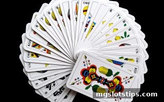 解密起手牌选择：mg电子游戏攻略中的概率与策略