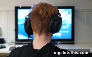 深入水果机游戏玩家圈：mg电子游戏攻略带你高效管理账户与社群互动